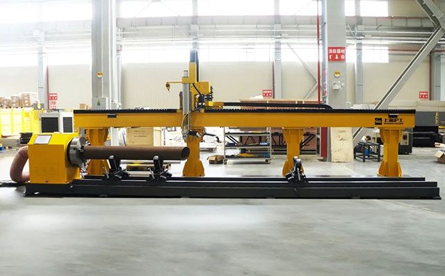 上；6尊龙旗舰厅CNCG系列相贯线激光切管机