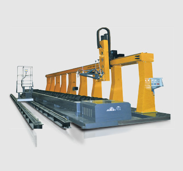 Z6尊龙旗舰厅CNCG系列大管径摩擦盘数控相贯线切割机